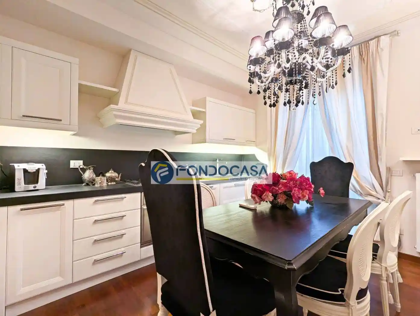 Appartamento in vendita a Massa