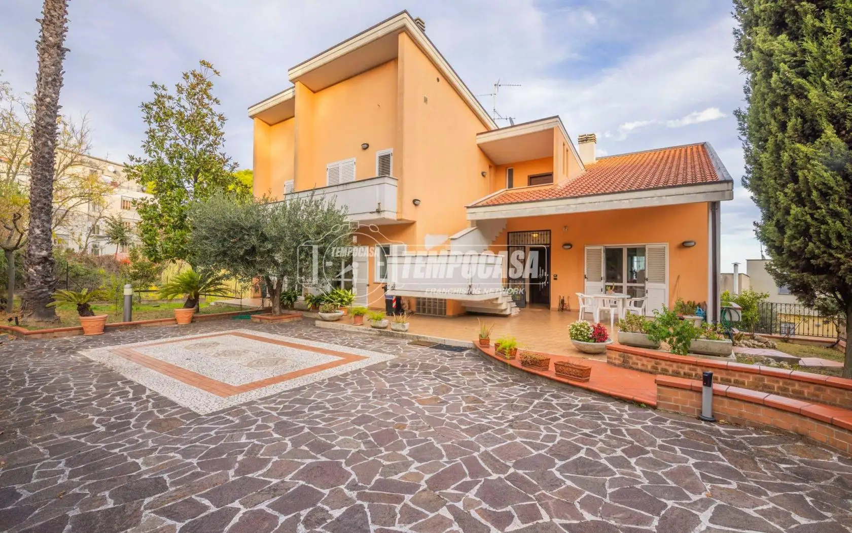 Villa in vendita a Acquaviva Picena