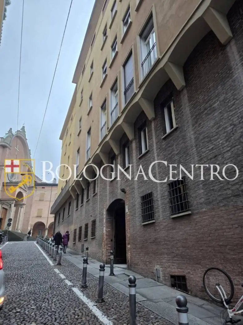 Appartamento in vendita a Bologna