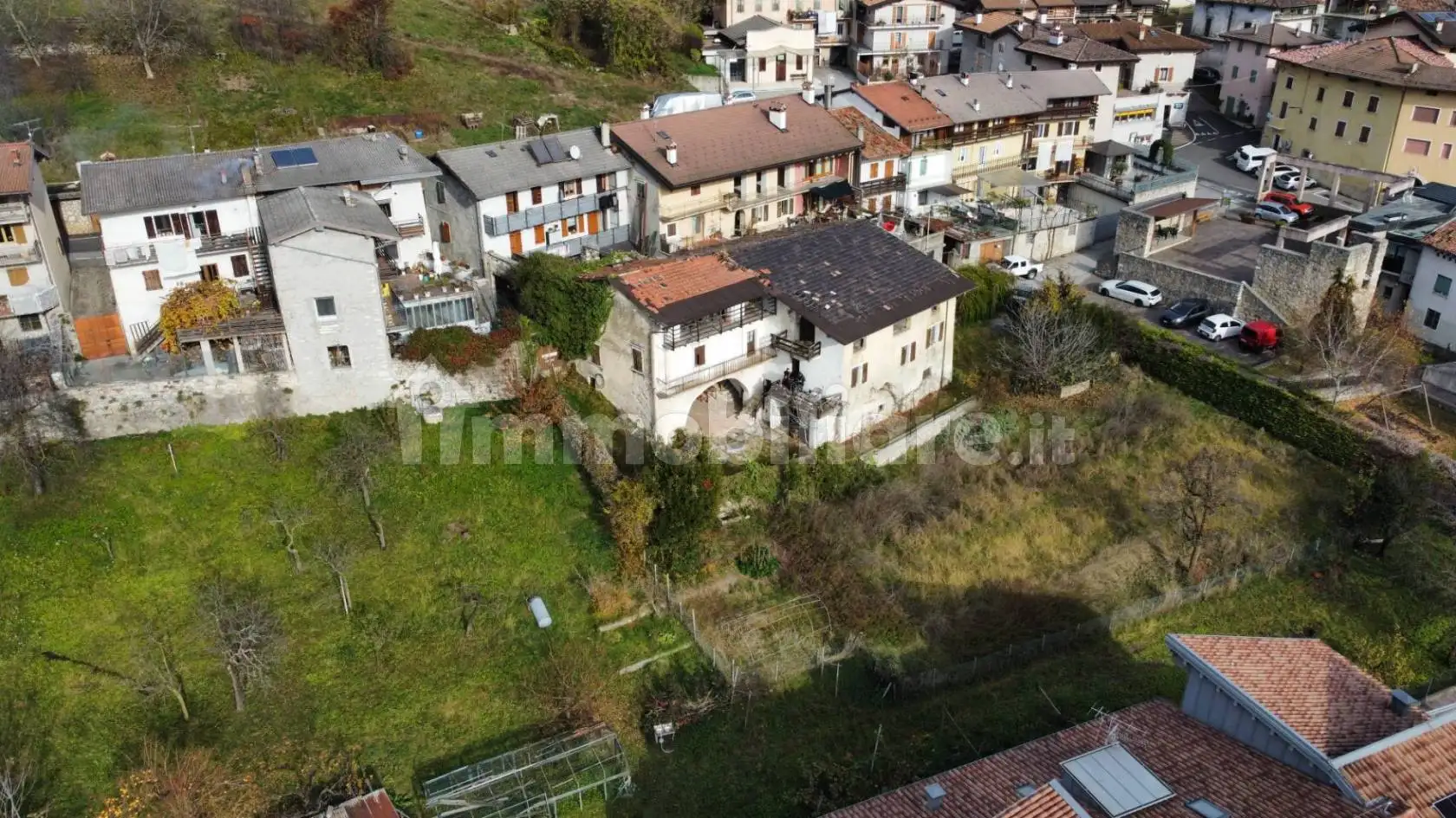 Casa indipendente in vendita a Brentonico