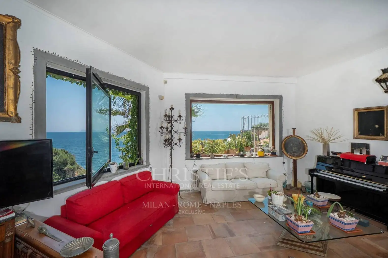 Appartamento in vendita a Napoli