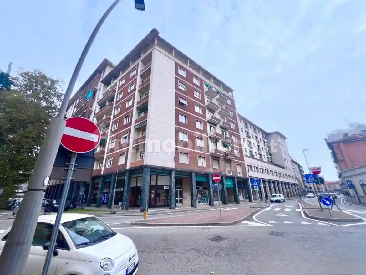 Quadrilocale via 20 Settembre 16, Centro, Gallarate - foto 3