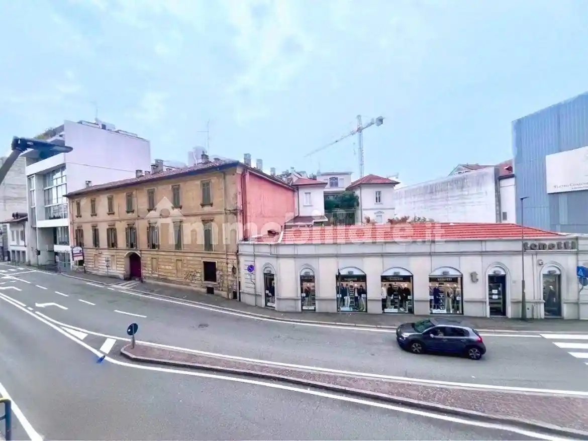 Quadrilocale via 20 Settembre 16, Centro, Gallarate - foto 4