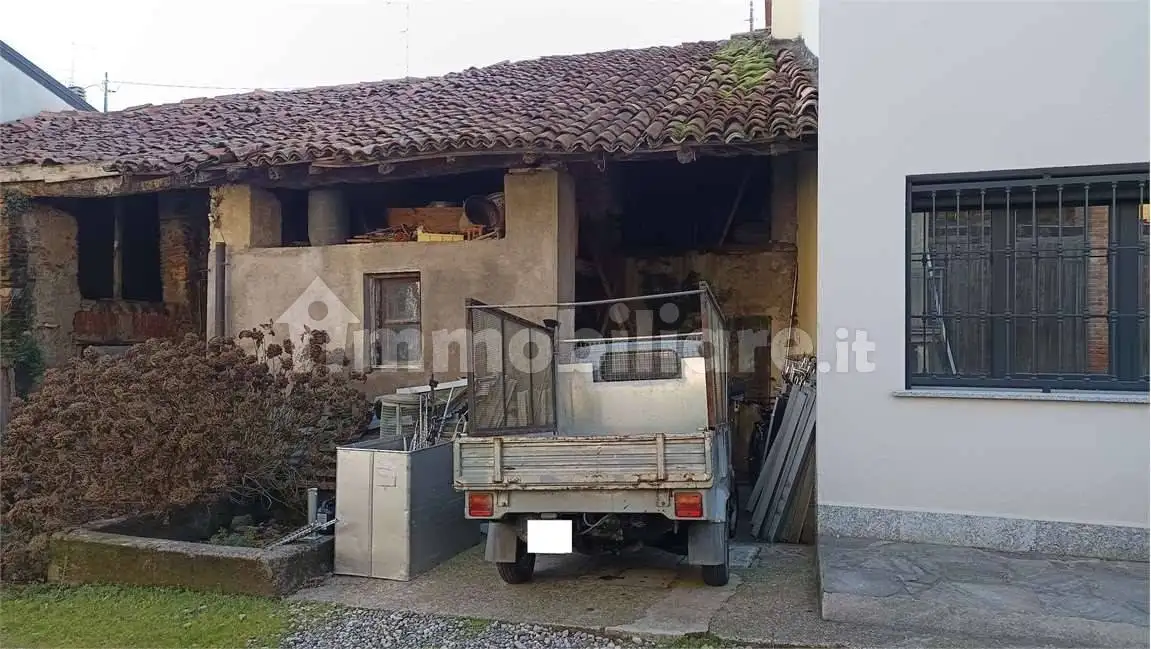 Rustico via Cesare Battisti, Bulgarograsso - foto 2