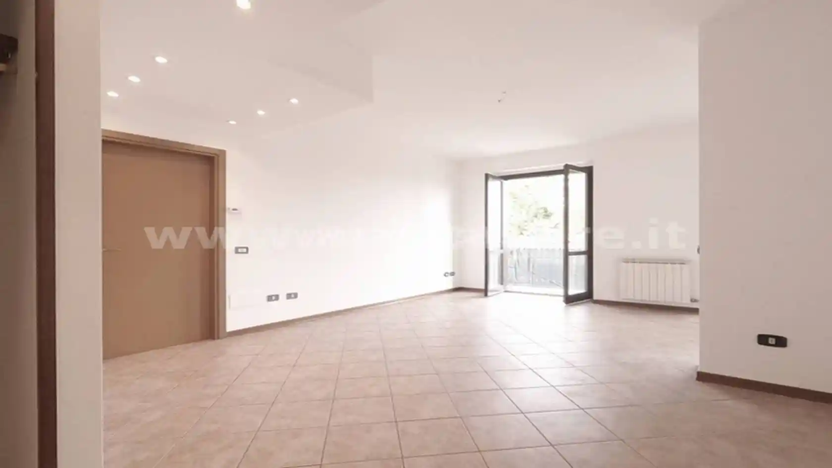 Trilocale via Giuseppe Parini 5, Centro, Busto Garolfo - foto 2