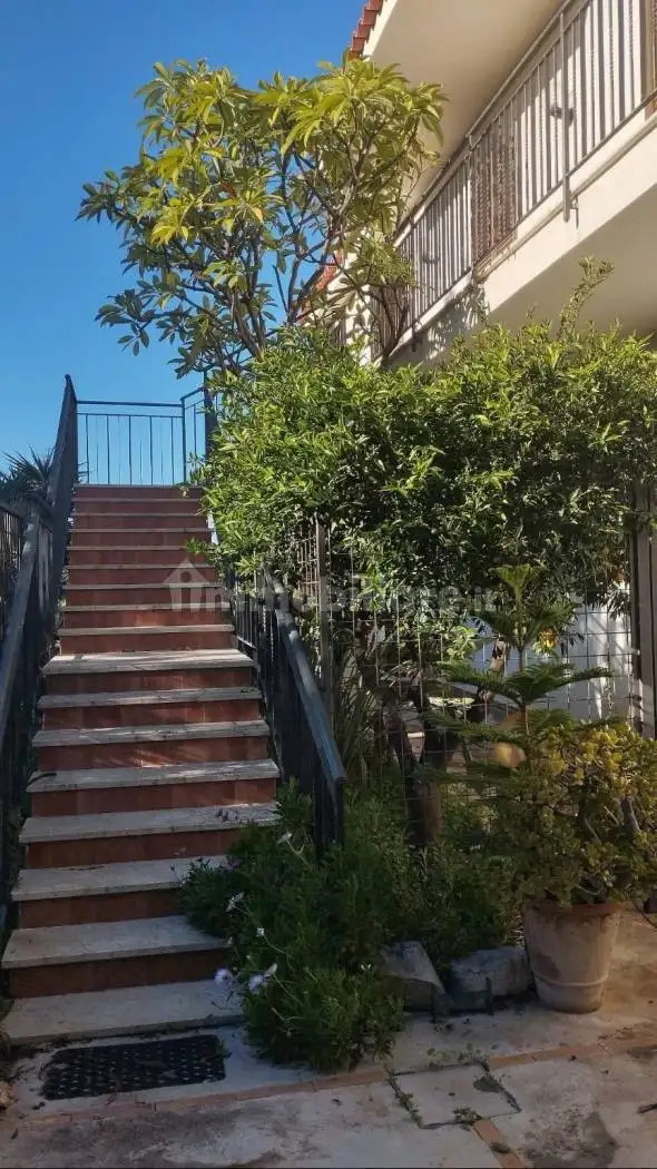 Villa plurifamiliare via Ettore Majorana 16, Centro, Cinisi - foto 3