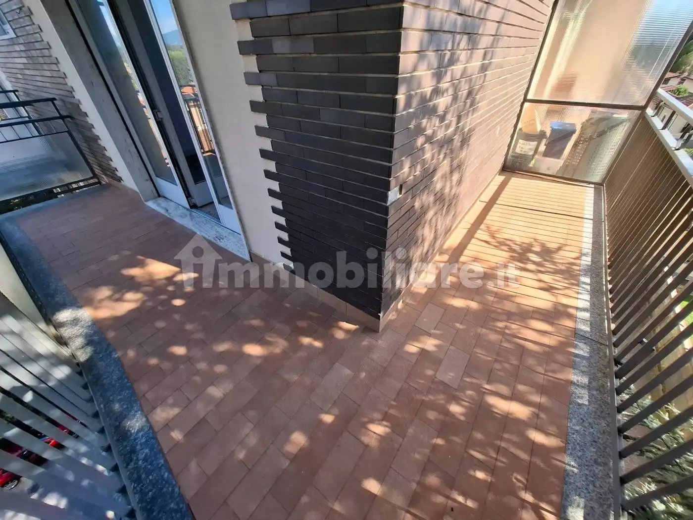 Appartamento in vendita a Vedano Olona