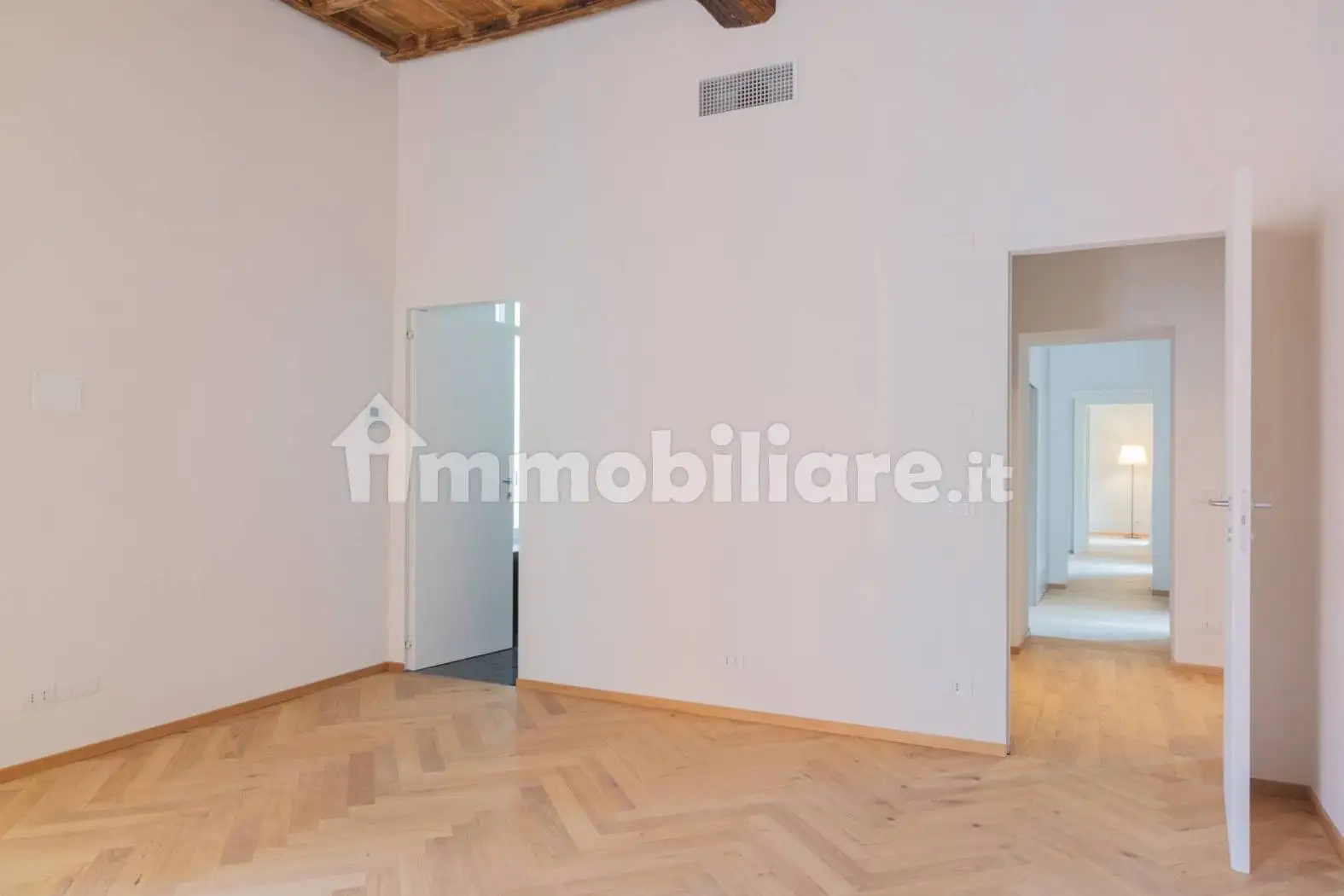 Appartamento via Vittorio Emanuele II 3, Centro Storico, Chieri - foto 3