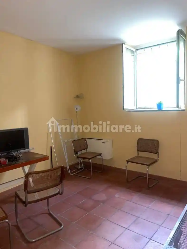Bilocale via Trotula De Ruggiero 19, Centro Storico - Teatro Verdi, Salerno - foto 5
