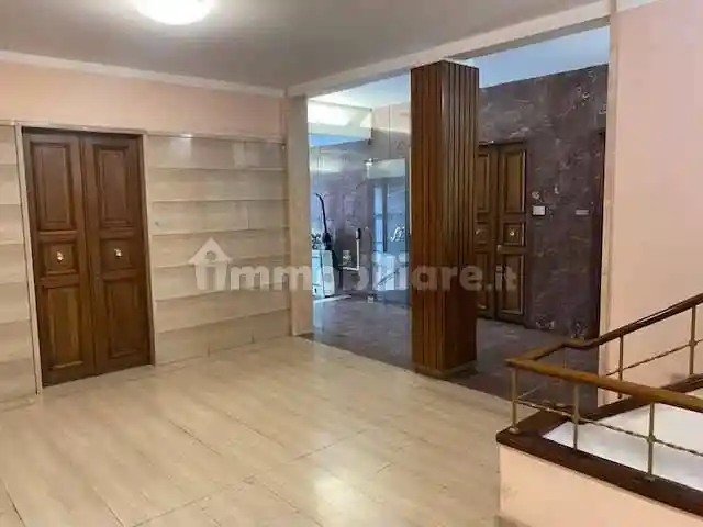 Trilocale ottimo stato, piano rialzato, Piazza Solferino, Torino - foto 3