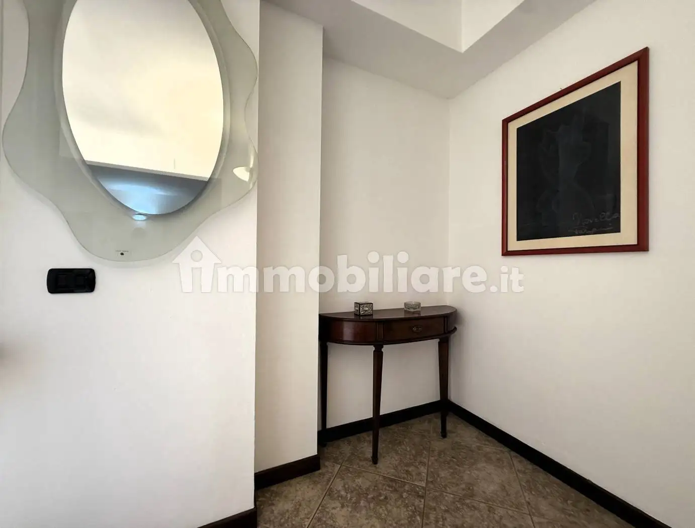 Monolocale via Martiri della Libertà 6, Centro, Arona - foto 5