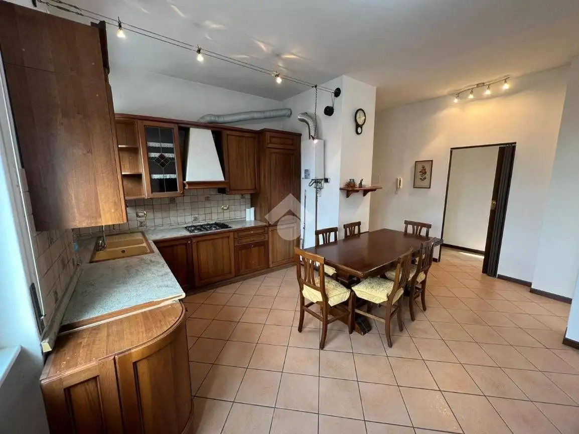 Appartamento in vendita a Varese