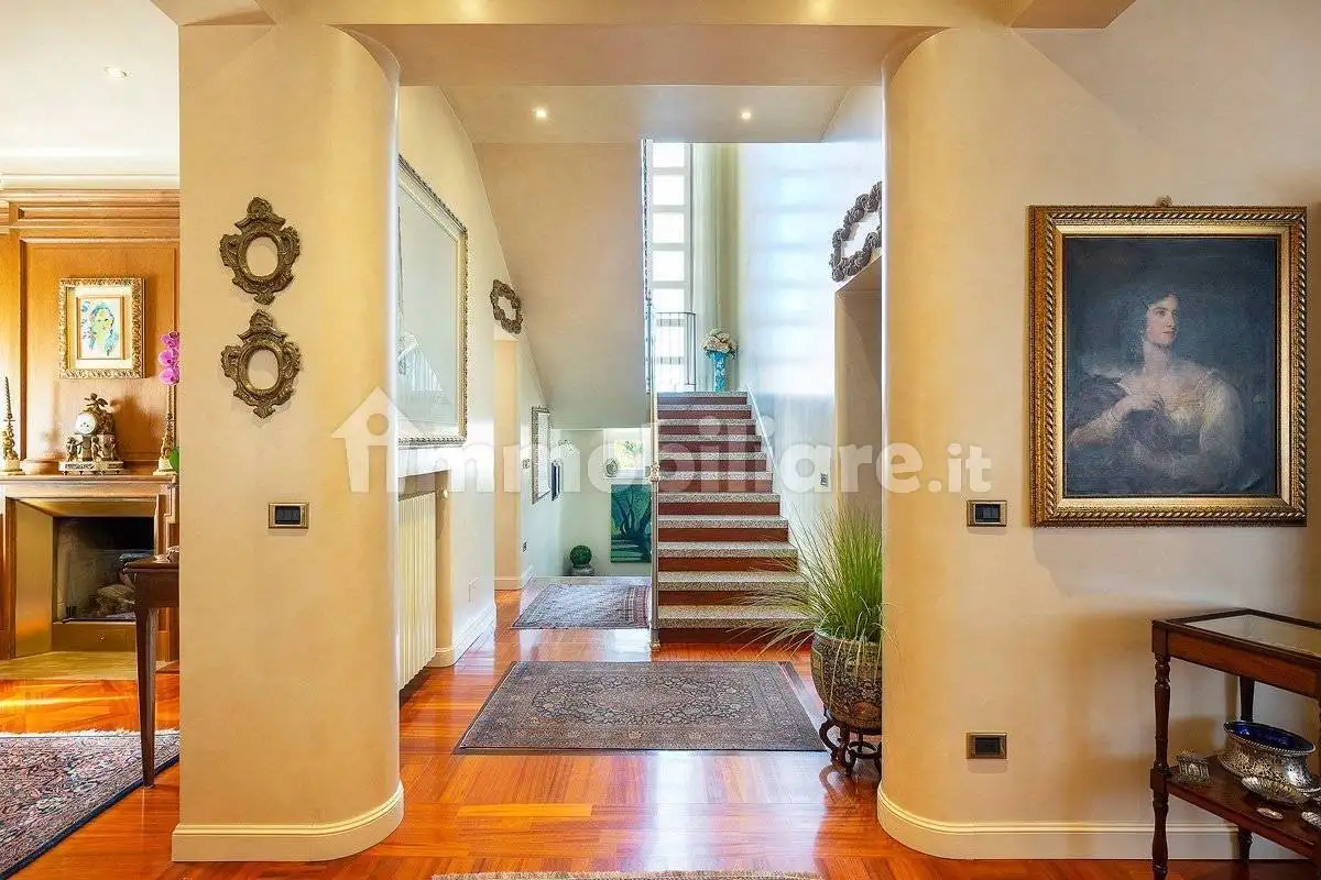 Villa unifamiliare, ottimo stato, 450 m², Centro, Broni - foto 2