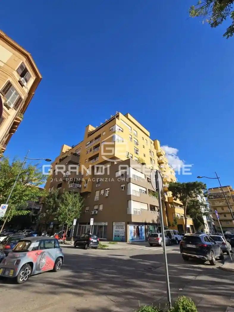 Trilocale piazza Unità d'Italia, Libertà - Villabianca, Palermo - foto 2