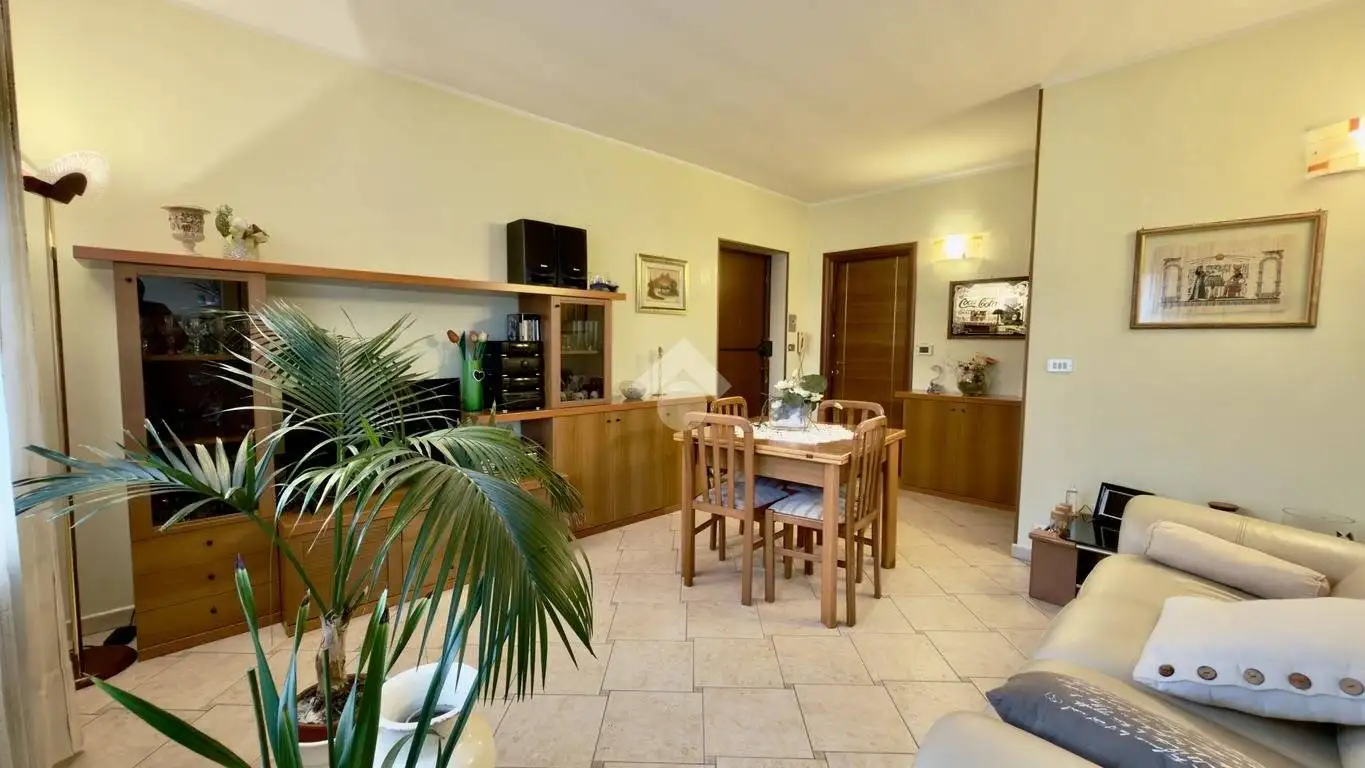 Quadrilocale via Chio' 50, Centro, Crescentino - foto 4