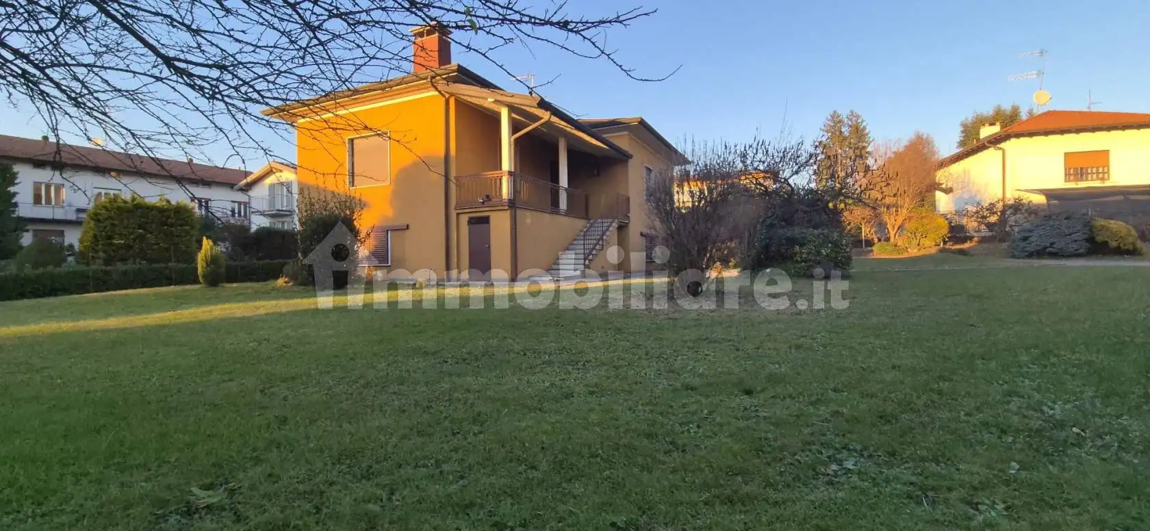 Villa in vendita a Cantello