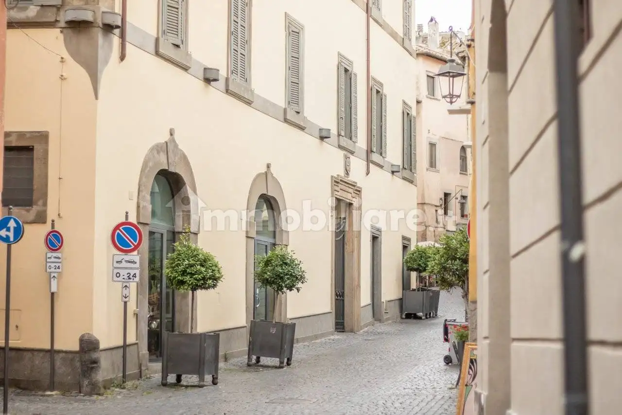 Appartamento in vendita a Viterbo