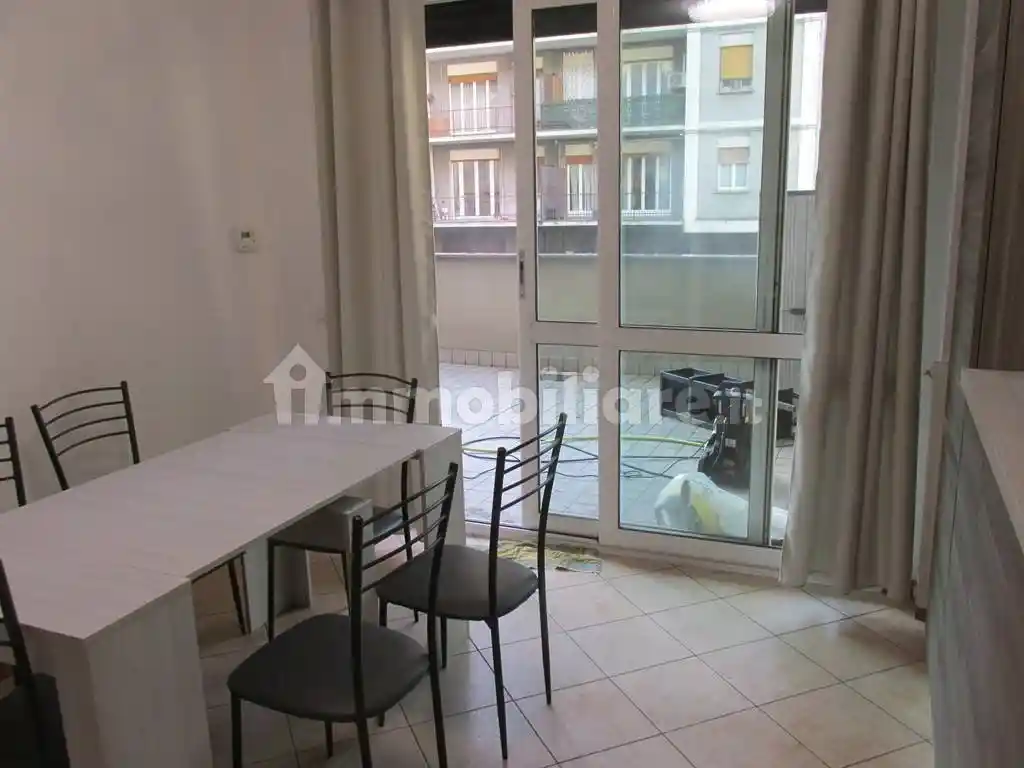 Trilocale ottimo stato, primo piano, Ponte Chiasso, Como - foto 2