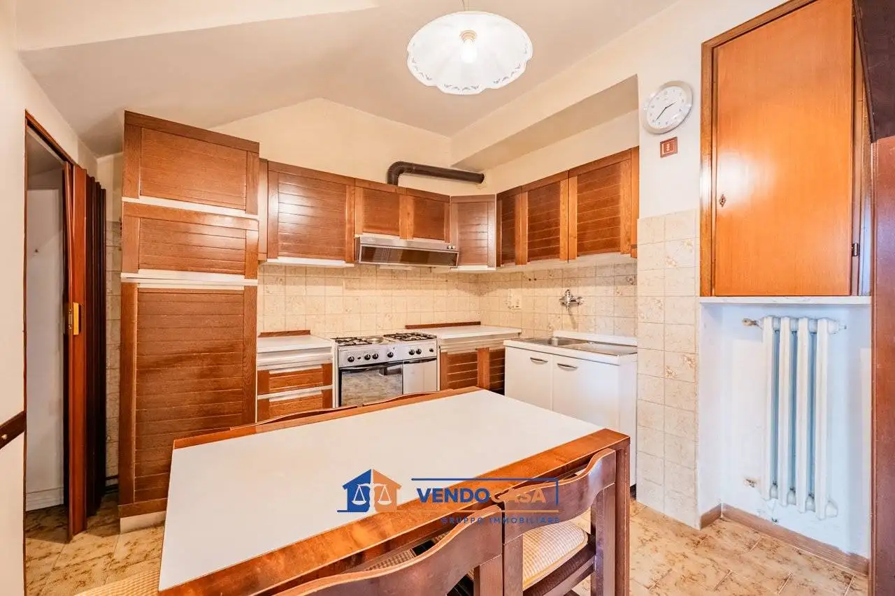 Quadrilocale via Cuneo 27, Centro, Castelletto Stura - foto 4