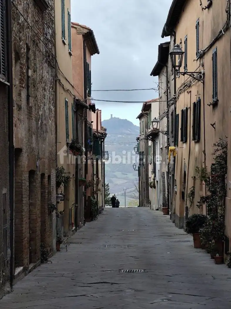 Palazzo - Edificio in vendita a San Casciano dei Bagni