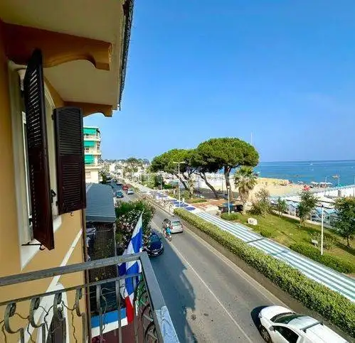 Trilocale corso Baldovino Bigliati, Albissola Marina - foto 5