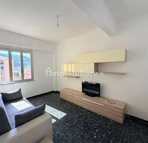 Appartamento in vendita a Vado Ligure