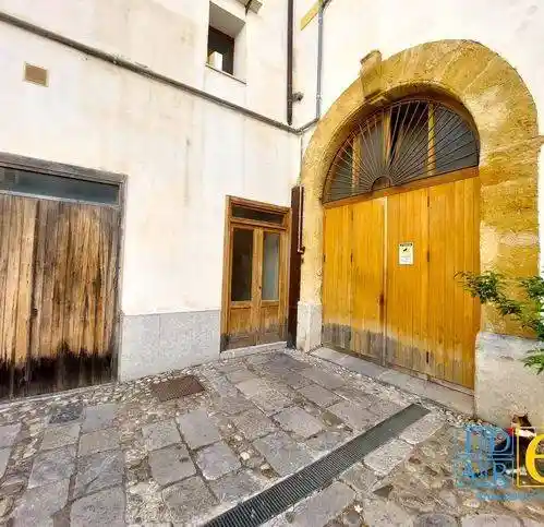 Bilocale via Principe Di Resuttana 7, Kalsa, Palermo - foto 4