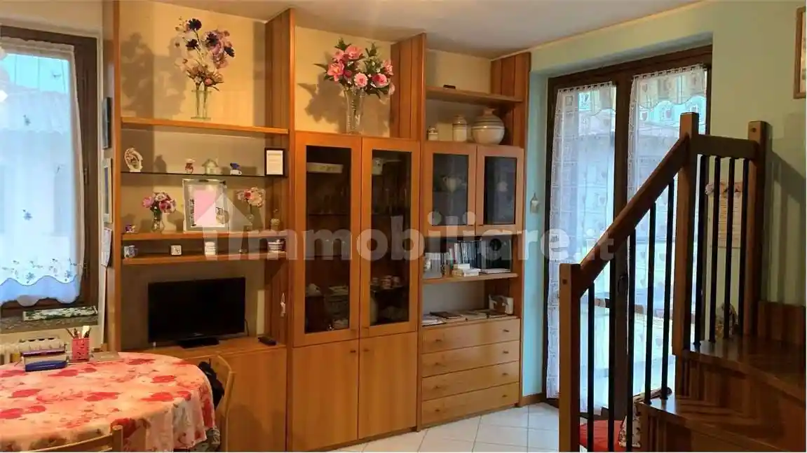 Trilocale via Cesare Battisti, 1, Centro, Lurate Caccivio - foto 3