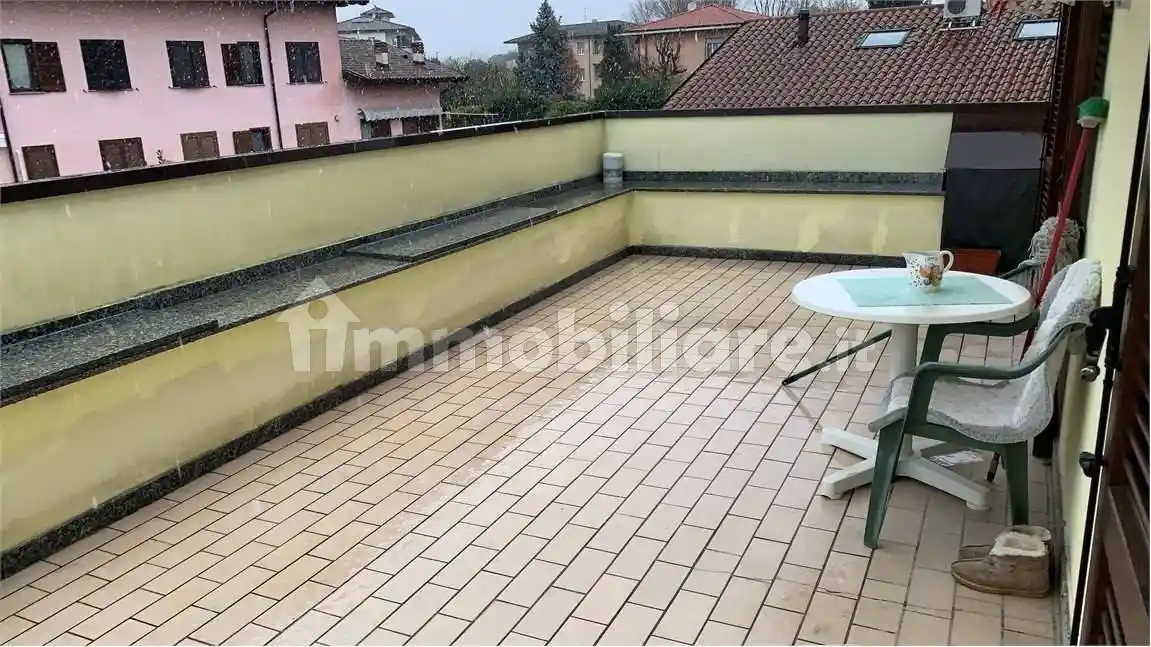 Trilocale via Cesare Battisti, 1, Centro, Lurate Caccivio - foto 4