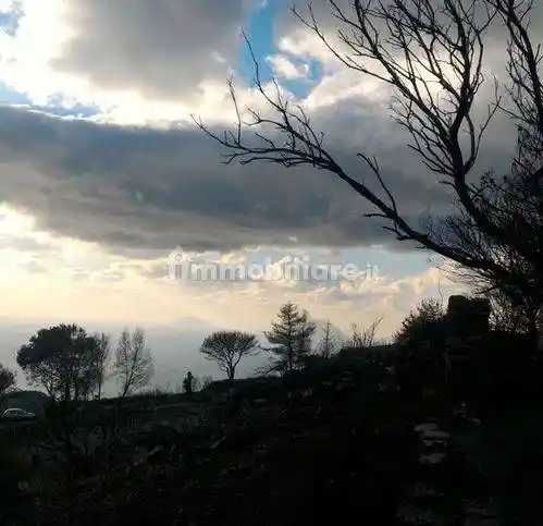 Rustico - Casale in vendita a Lipari