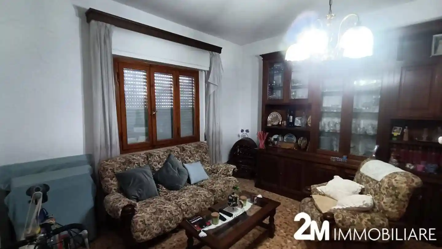 Terratetto unifamiliare 204 m², da ristrutturare, Arena Metato, San Giuliano Terme - foto 2