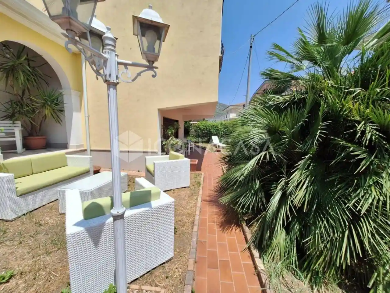 Villa in vendita a Caserta