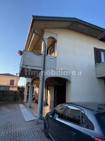Villa in vendita a Cassano Magnago