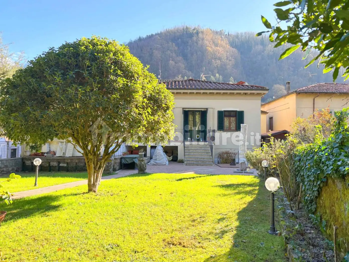 Villa in vendita a Bagni di Lucca