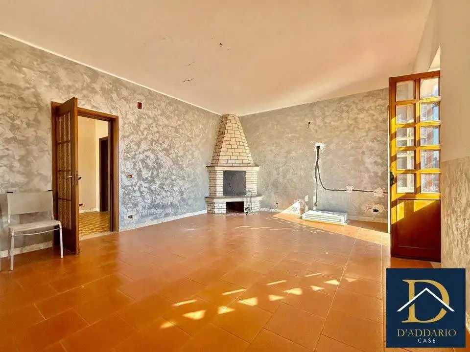 Appartamento in vendita a Taranto