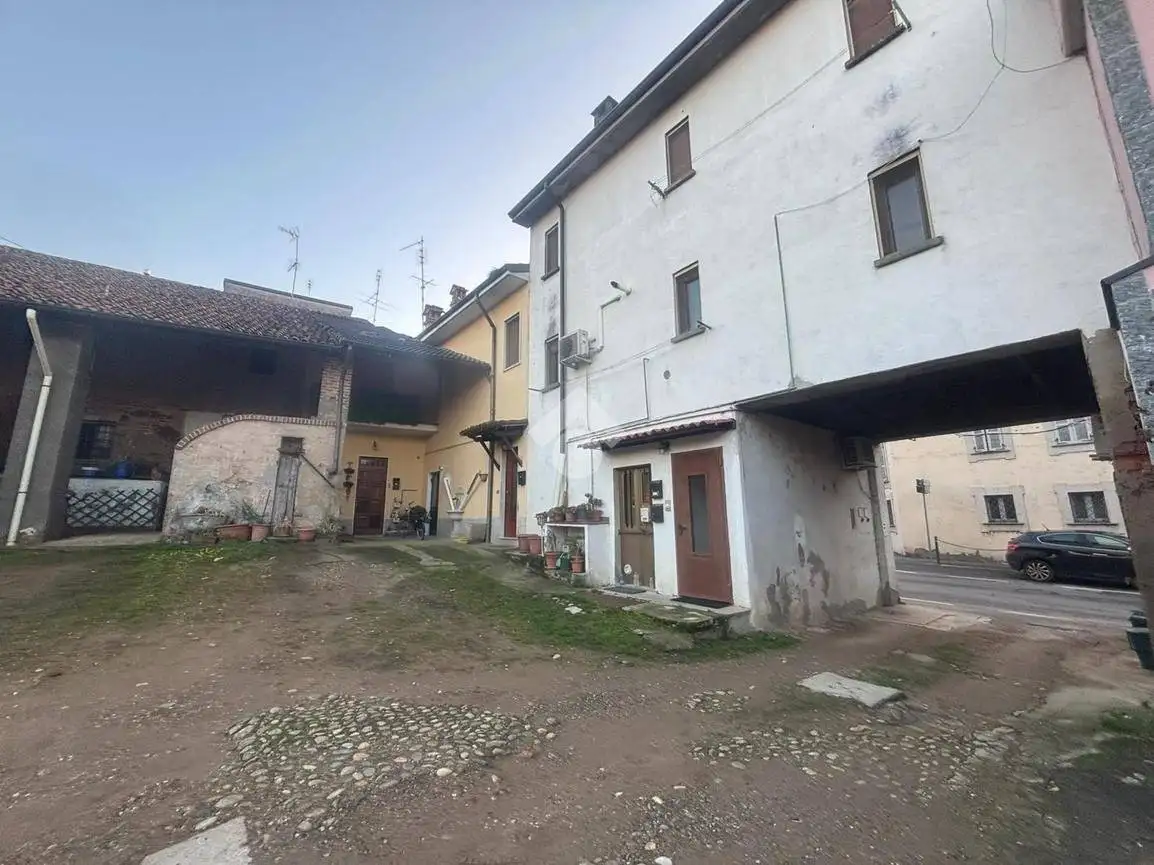 Bilocale via Giacomo Matteotti 7, Besate - foto 2