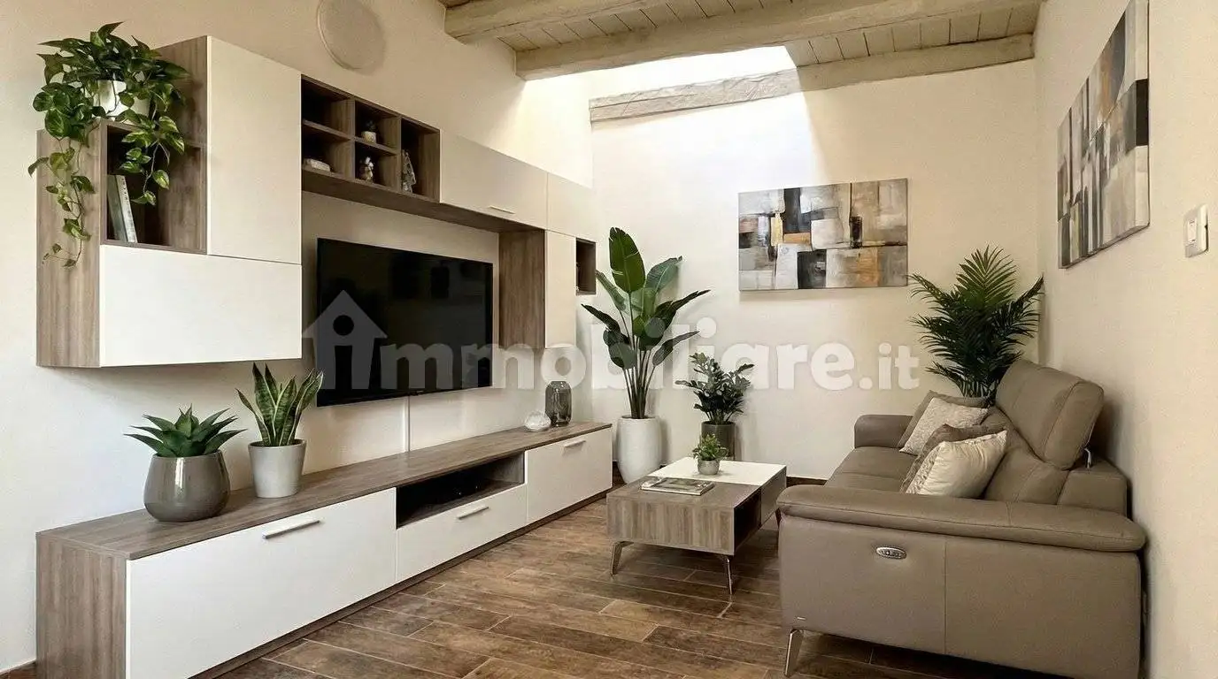 Appartamento in vendita a Rogno