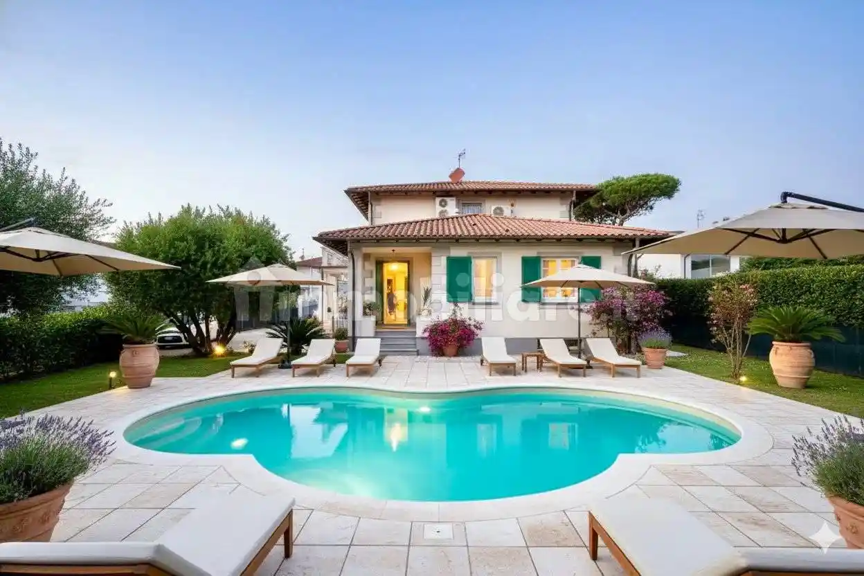 Villa in vendita a Forte dei Marmi