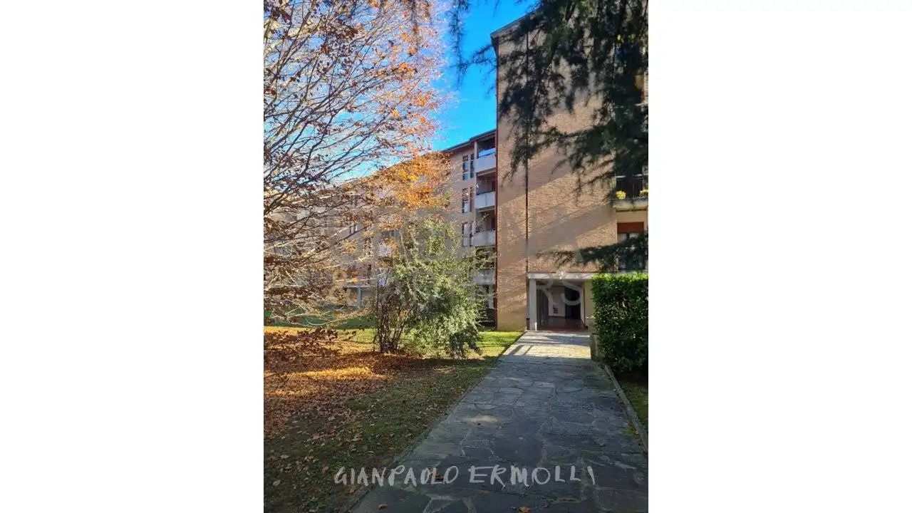 Appartamento in vendita a Varese