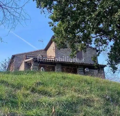 Rustico - Casale in vendita a Urbania