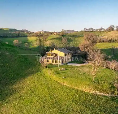 Rustico - Casale in vendita a Urbania