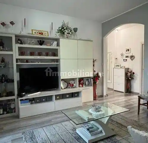 Quadrilocale via Dante Alighieri 10, Centro, Urbania - foto 3