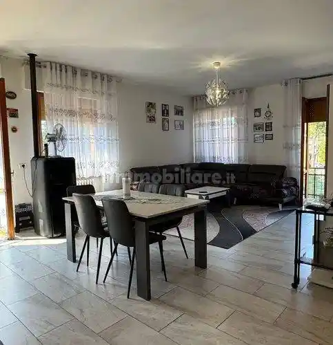 Appartamento via Trieste 39, Centro, Urbania - foto 5