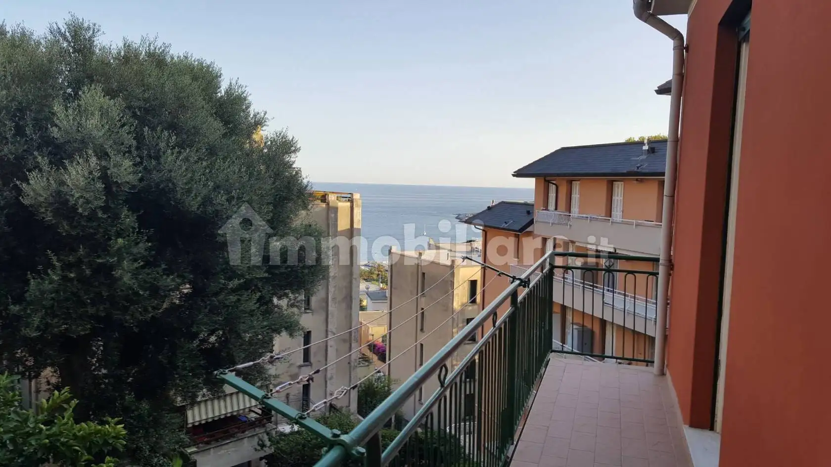 Trilocale buono stato, secondo piano, Centro, Arenzano - foto 3