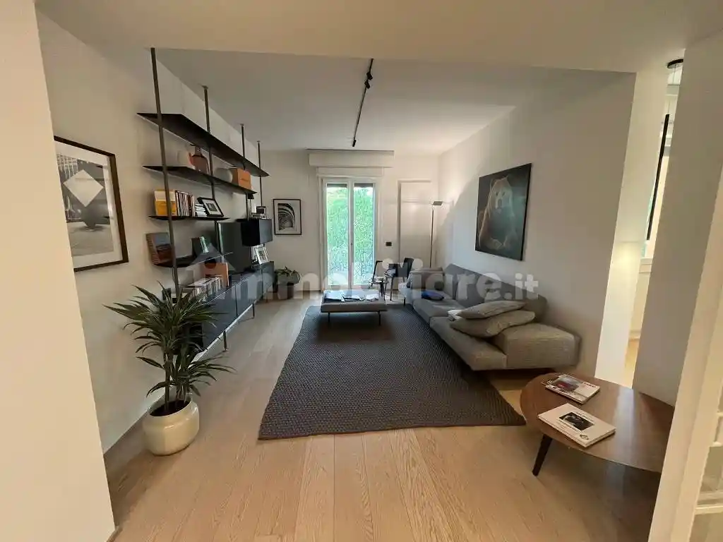 Appartamento in vendita a Modena