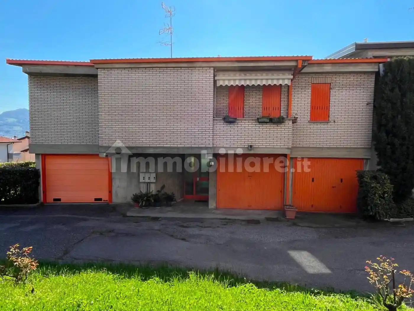 Villa in vendita a Olginate