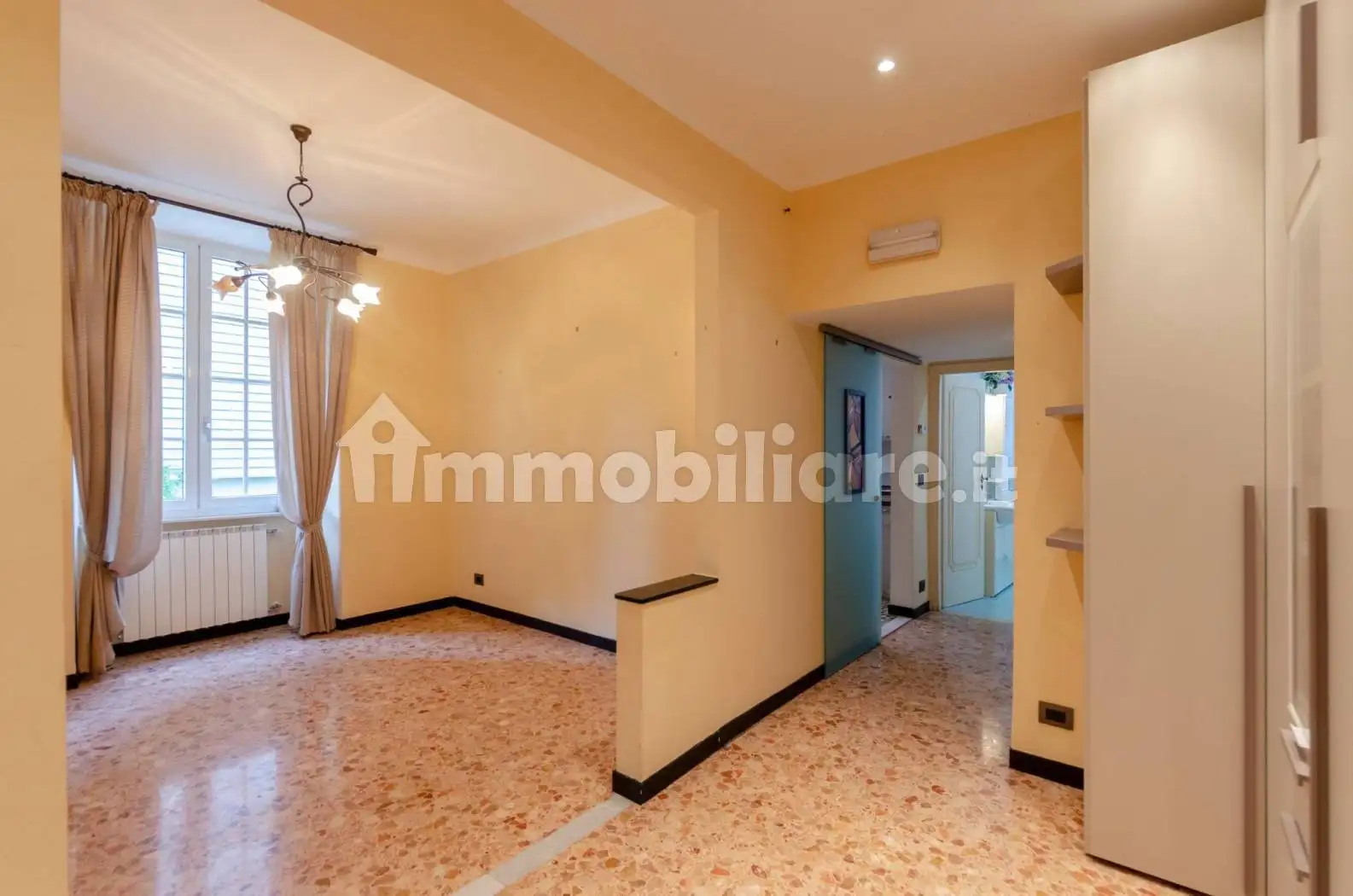 Appartamento in affitto a Genova