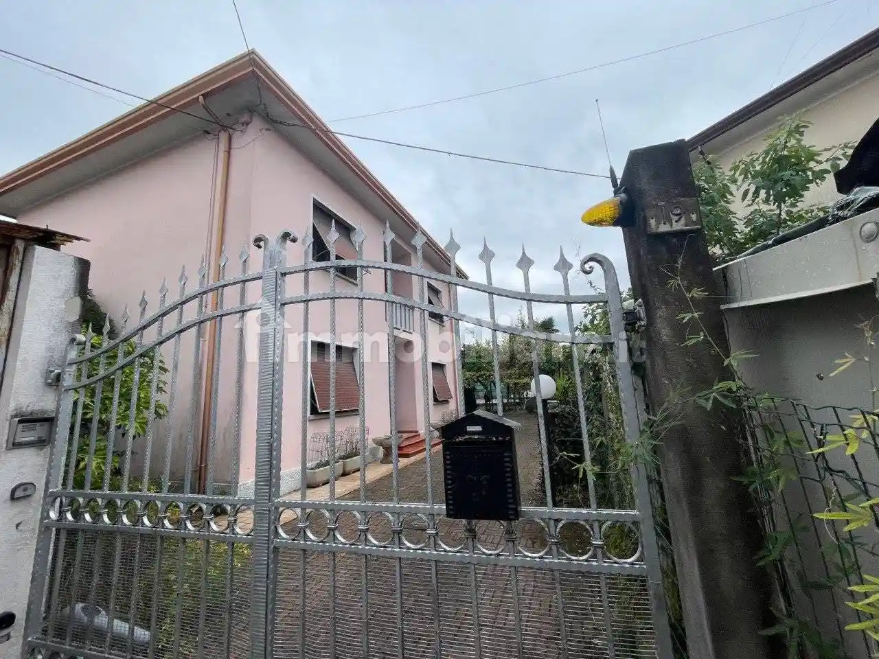 Casa indipendente in vendita a Pordenone