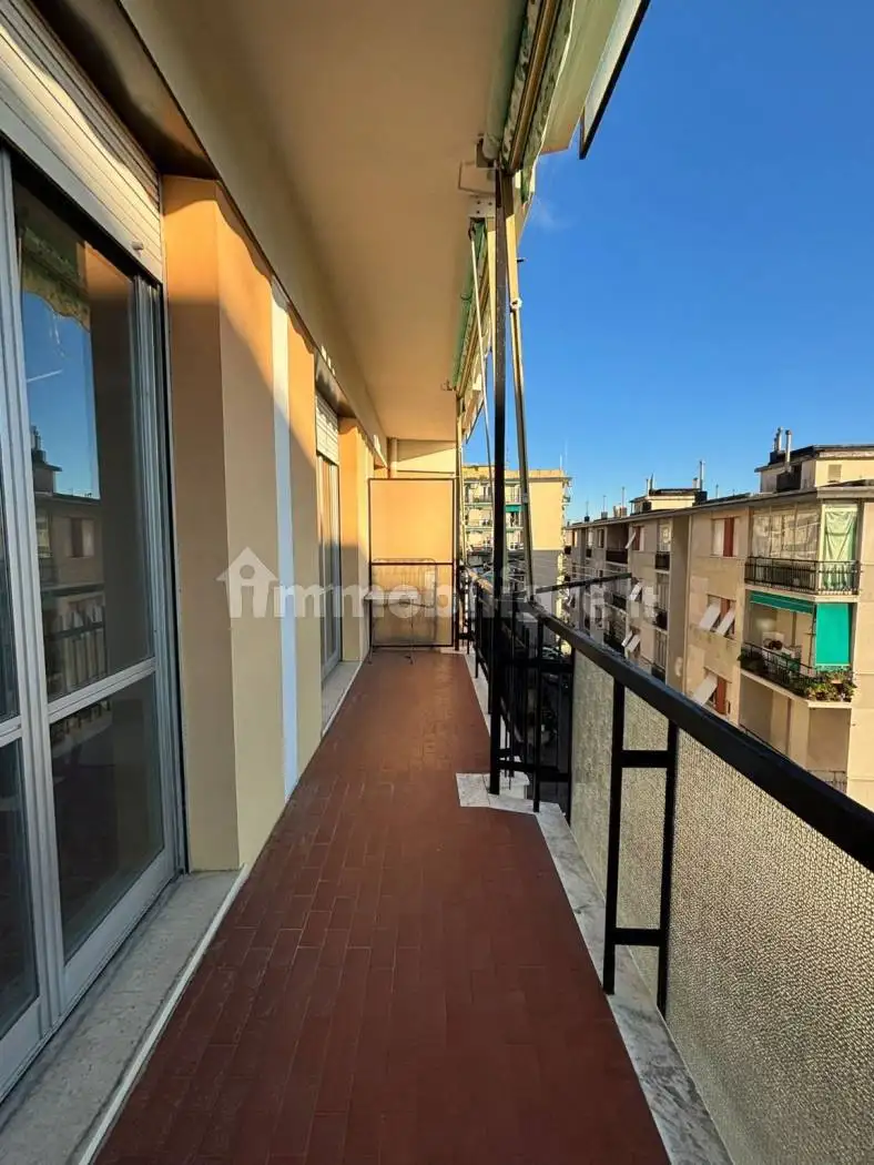 Appartamento in vendita a Genova