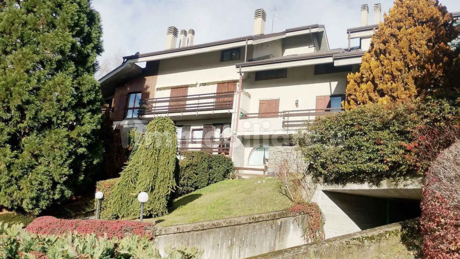 Trilocale via Pietro Micca 56/BIS, Centro, Bardonecchia - foto 2